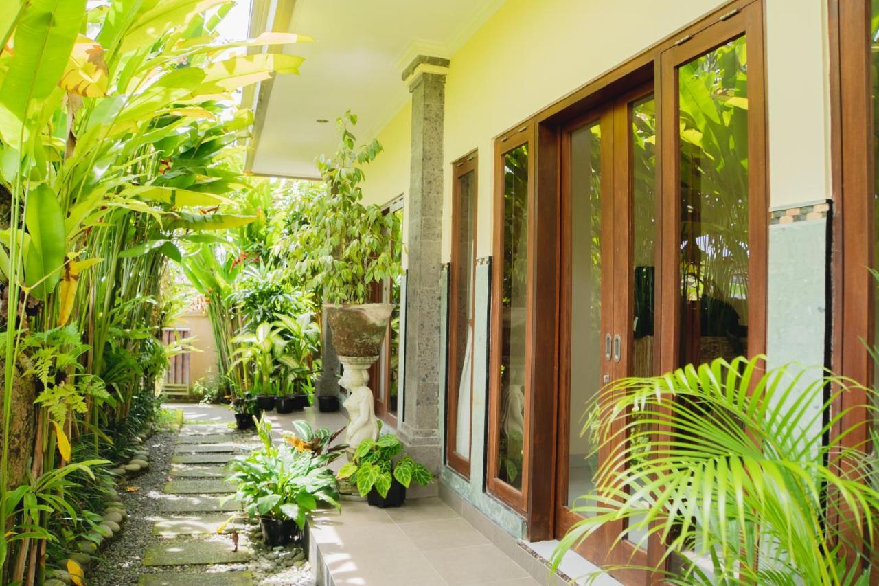Mancur Guesthouse Ubud Exteriör bild