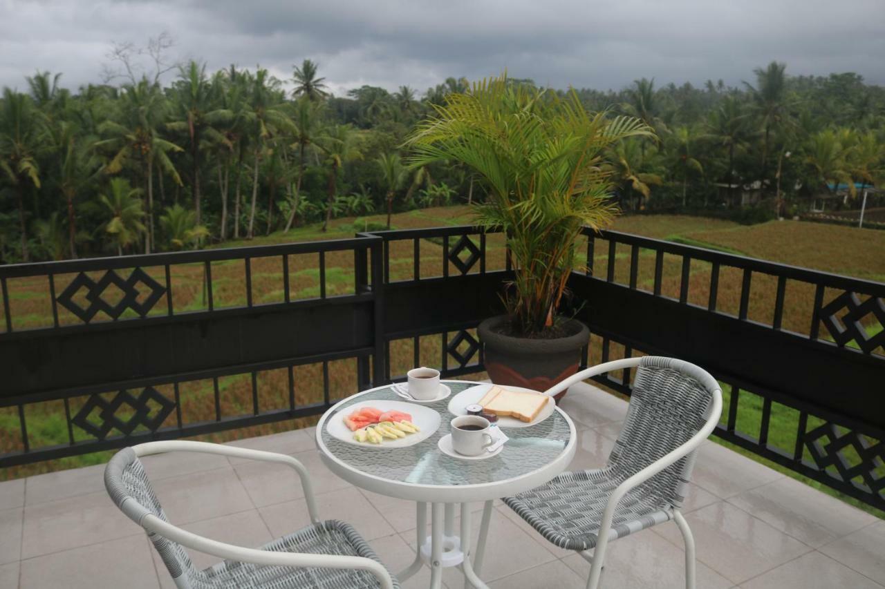 Mancur Guesthouse Ubud Exteriör bild